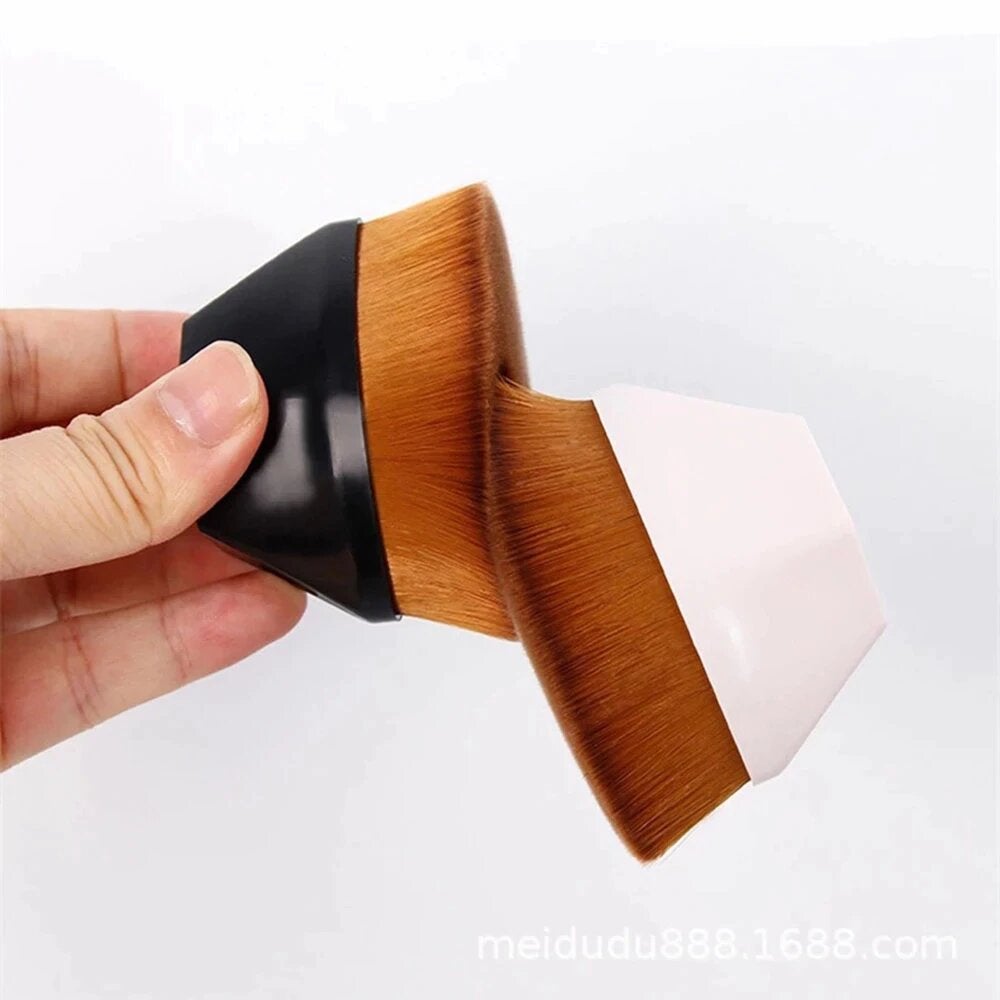 High Density Seamless Foundation Brush